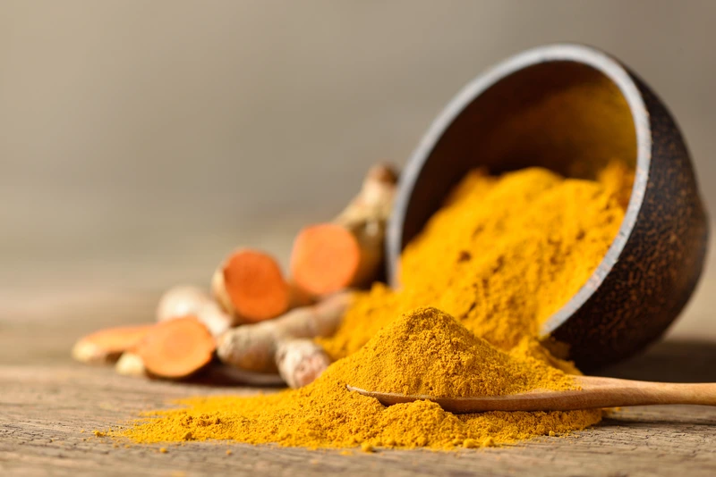8 Turmeric Benefits for A Healthy and Beautiful Skin